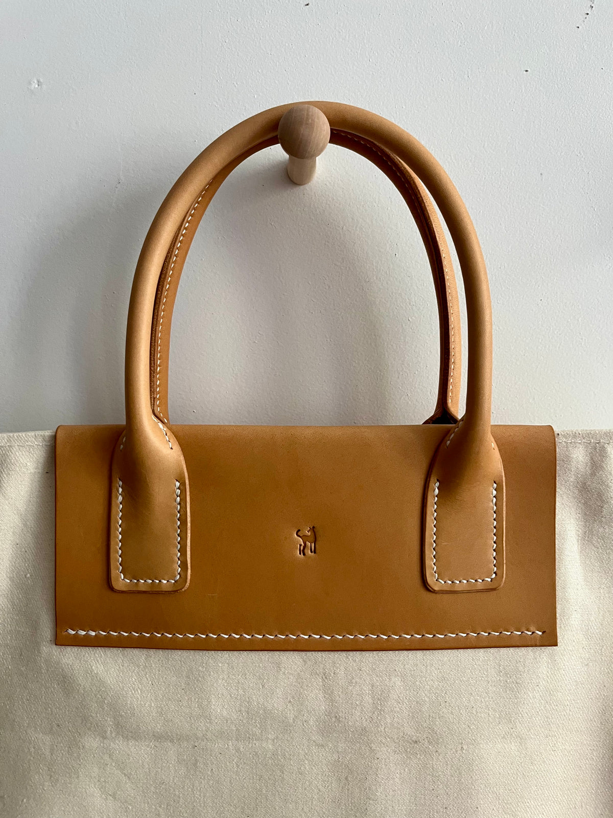Log Carrier